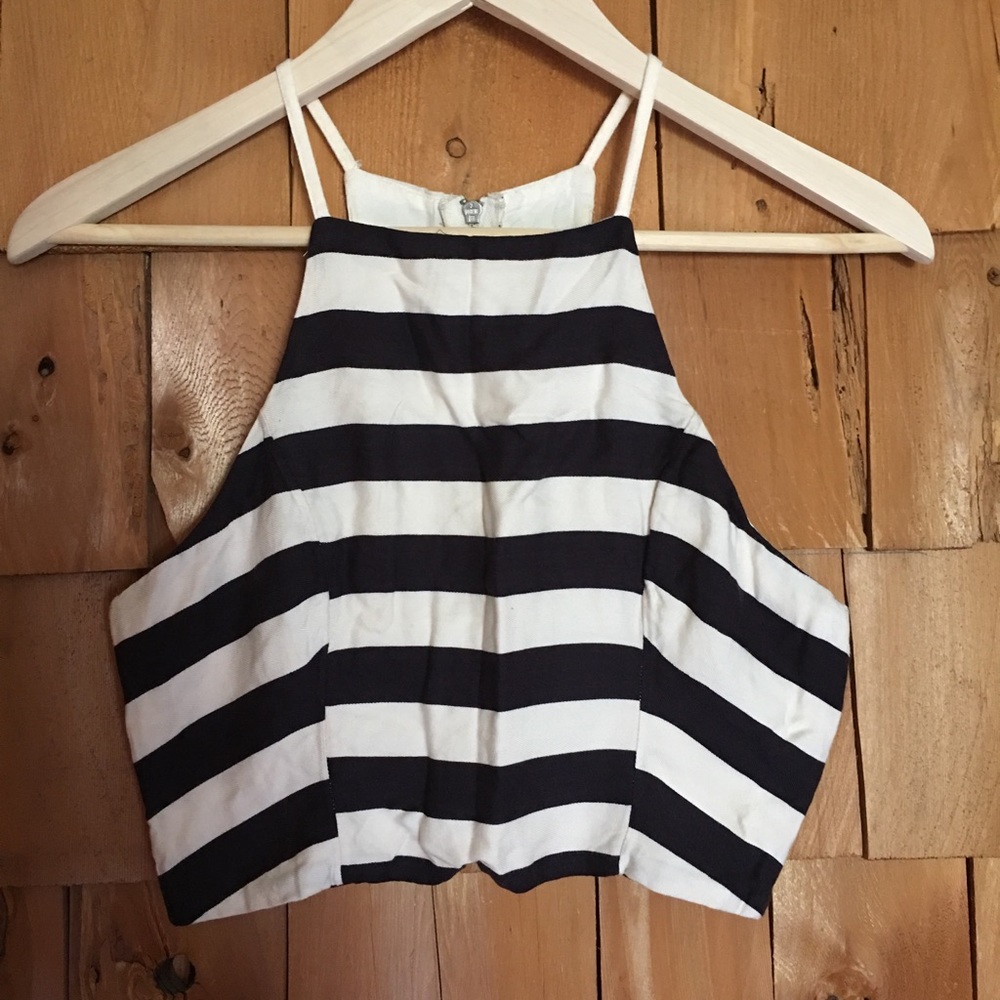 Abercrombie & Fitch crop top